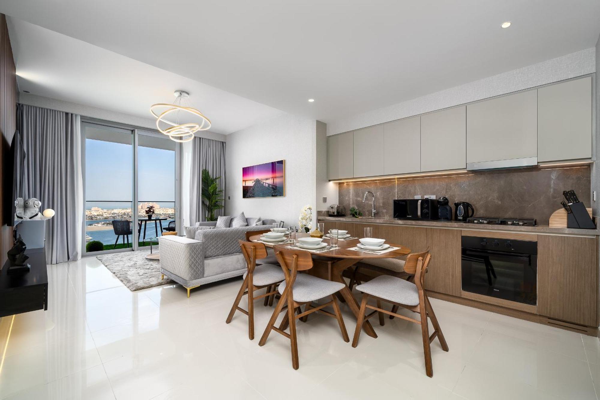 *private Beach* Ocean View Emaar Beachfront Apartment *