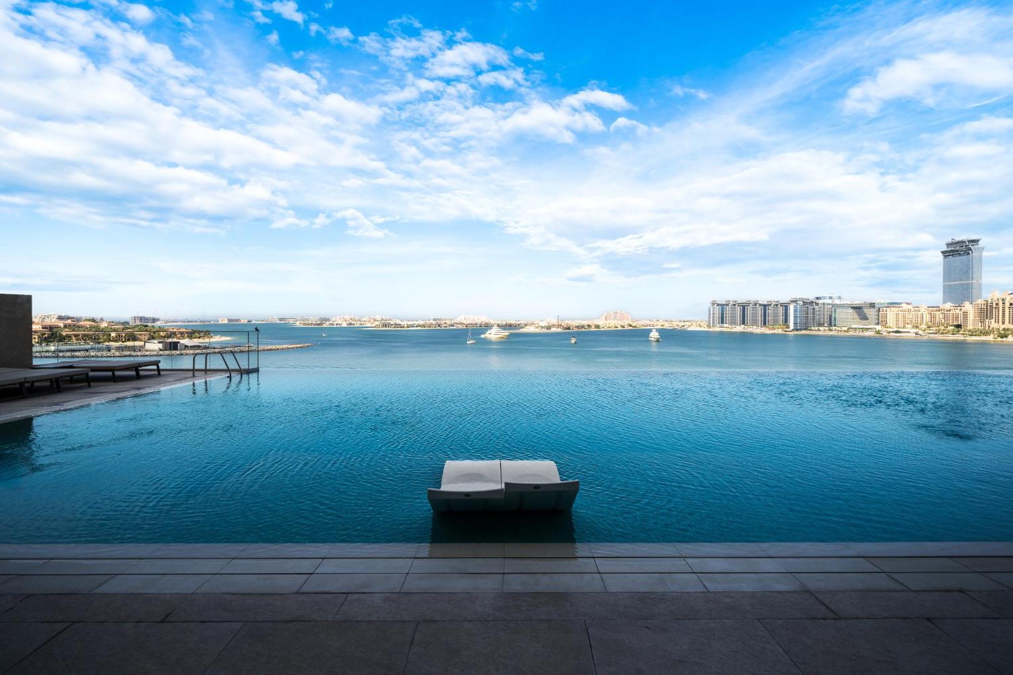 *private Beach* Ocean View Emaar Beachfront Apartment Dubai